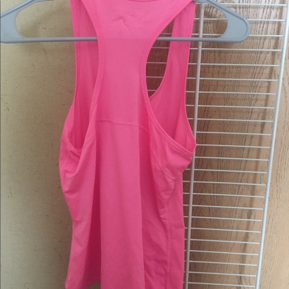 Under armor tank top - Picture 3 of 3